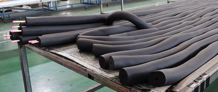 black rubber pipe